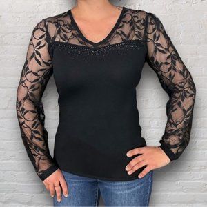 5/$20 Yuka Lace Trim Beaded Top